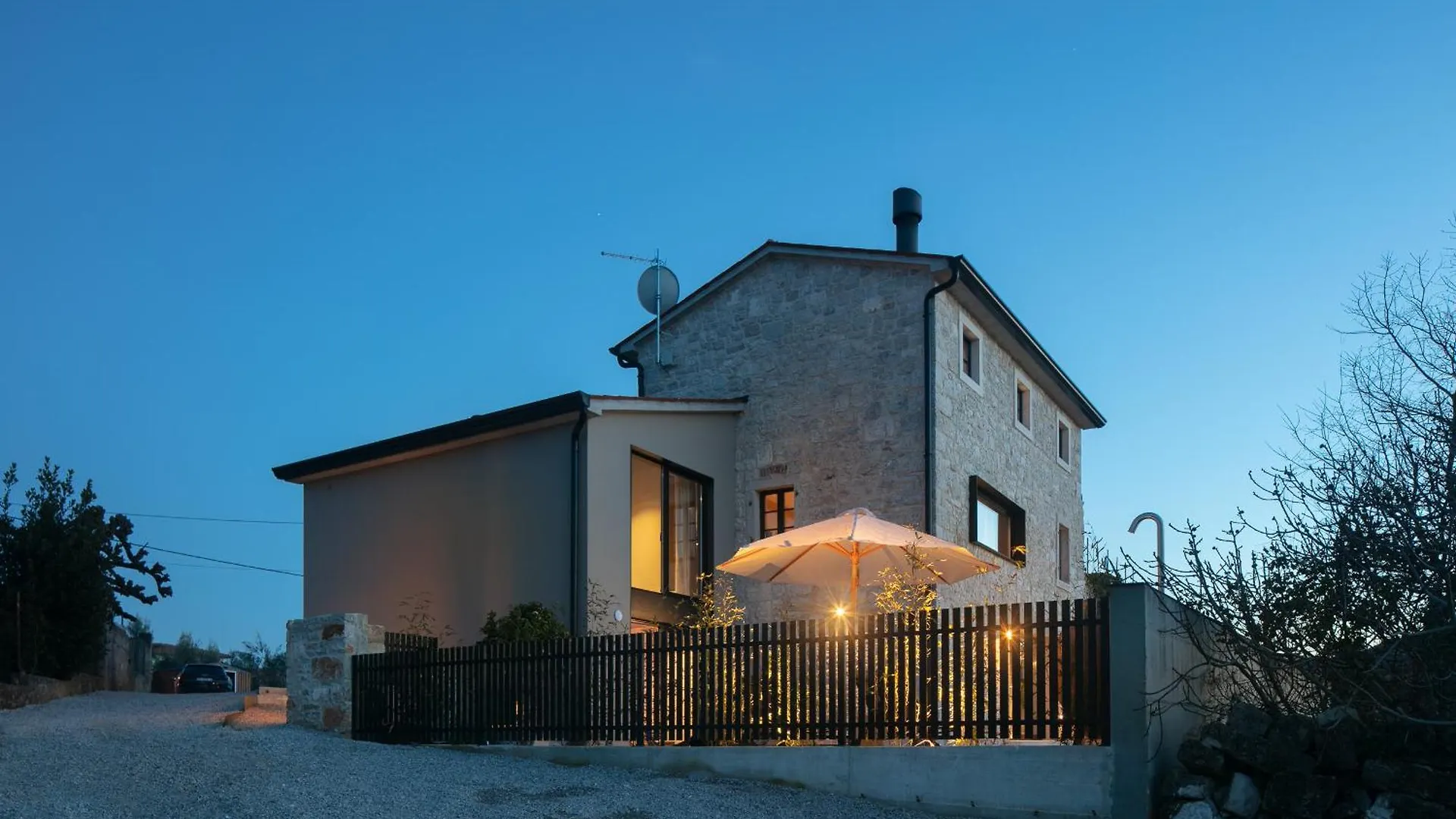 Villa Ipause Dračevac